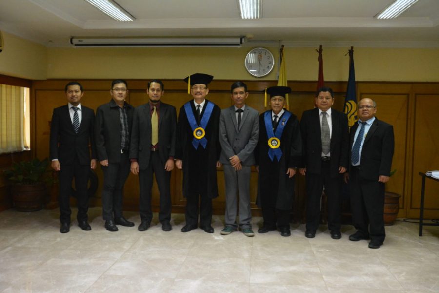 Dr. I Ketut Agung Enriko usai sidang disertasi (Foto: dok. Humas UI)